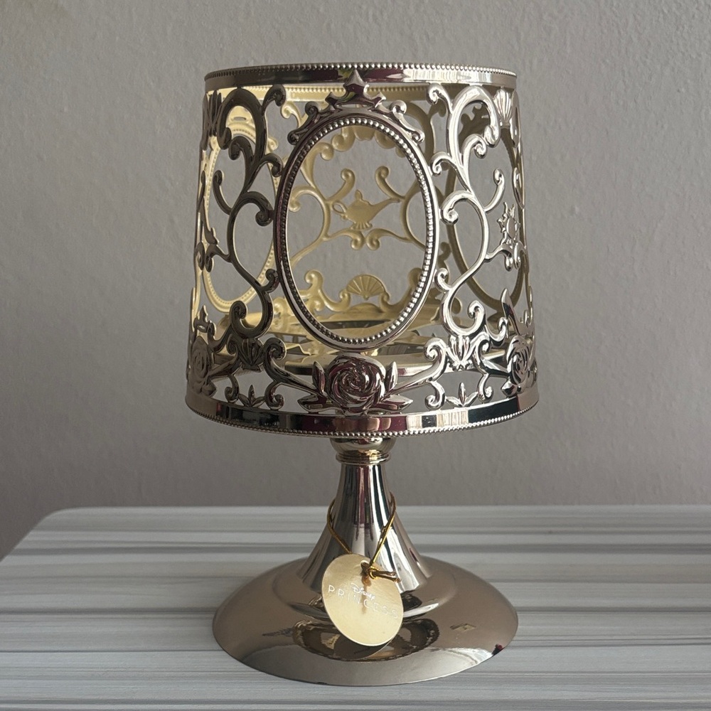 Bath Body Works Disney Princess Royal Lamp 3-Wick Candle Holder Gold Tone 2026